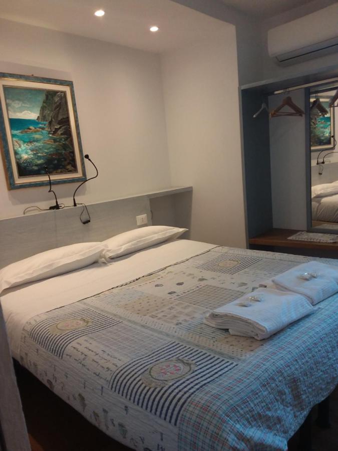 Rina Rooms Вернаца Екстериор снимка